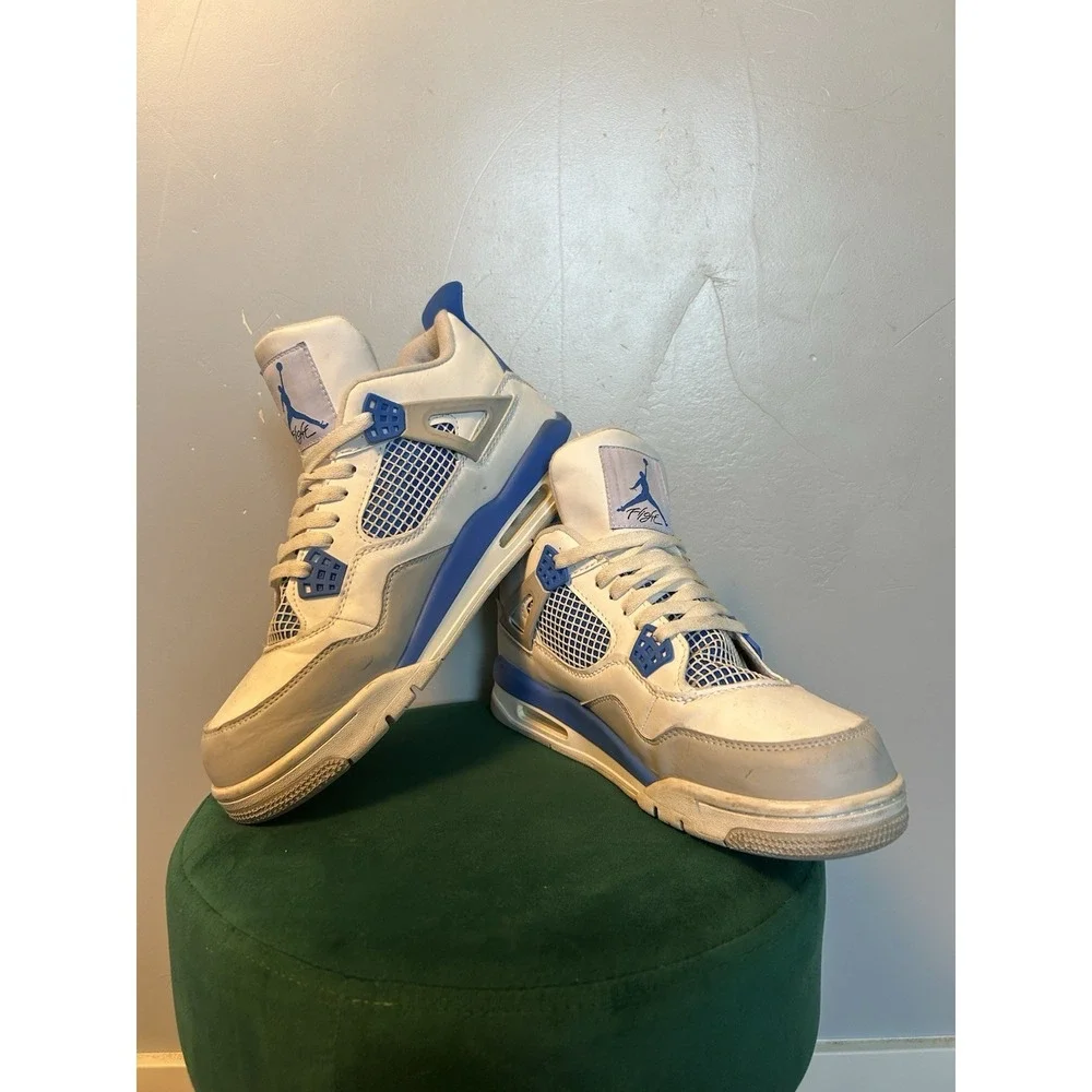Air Jordan 4 Military Blue Size 11 (pre-owned) Excellent condition